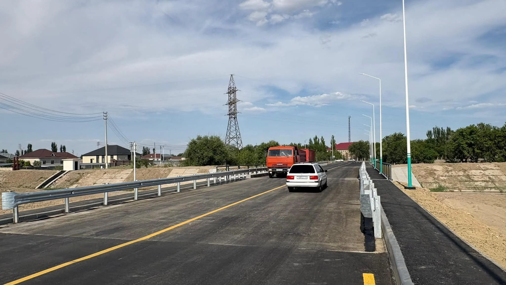 Жеңісбек Файзуллаев,қалалық тұрғын үй-коммуналдық шаруашылық, жолаушылар көлігі және автомобиль жолдары бөлімінің басшысы: Жолдың жақсарғаны елдің қуатын көрсетеді