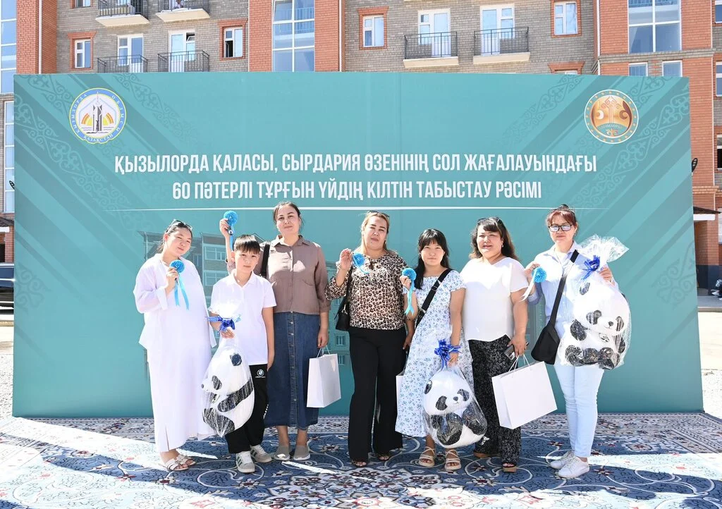 Сол жағалауда 60 пәтерлік тұрғын үйдің кілті табысталды
