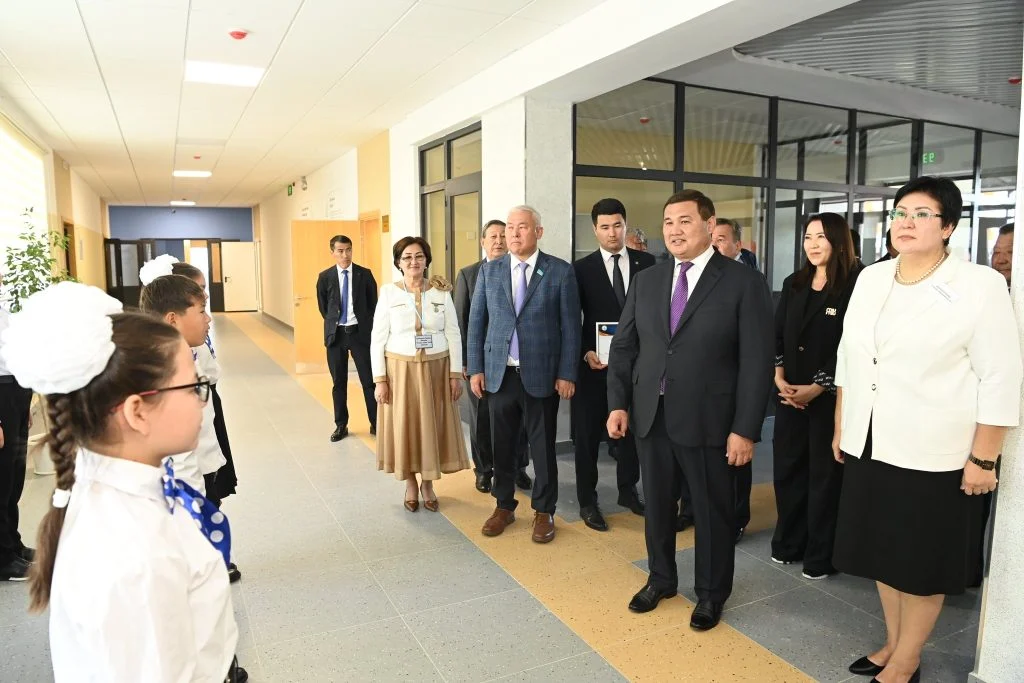 Сексеуіл кентінде 300 орындық «Келешек мектебі» ашылды