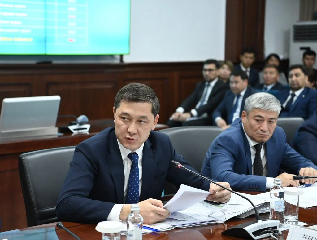 Әлеуметтік-экономикалық даму және республикалық бюджеттің атқарылу қорытындылары талқыланды