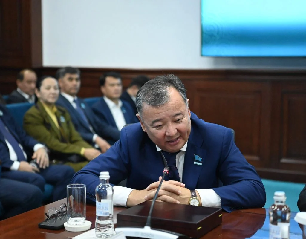 Аймақ басшысы мәслихат төрағаларымен кездесті