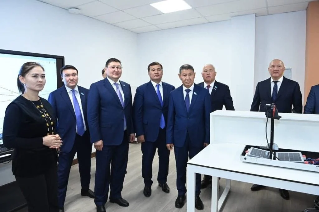 Аймақ басшысы Абай облысының делегациясына жаңа нысандарды таныстырды