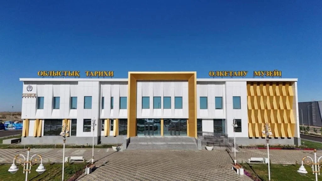 Аймақ басшысы Абай облысының делегациясына жаңа нысандарды таныстырды