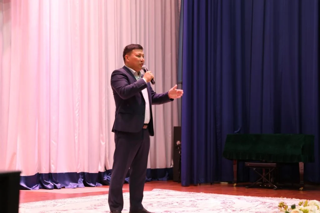 Геймификация, идея және интеллект: жаңа дәуір педагогтерінің форумы