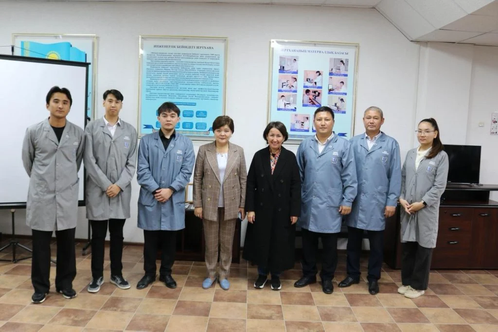 Вице-министр университет әлеуетін жоғары бағалады