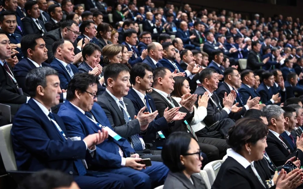 Әкімге артылар жүк ауыр