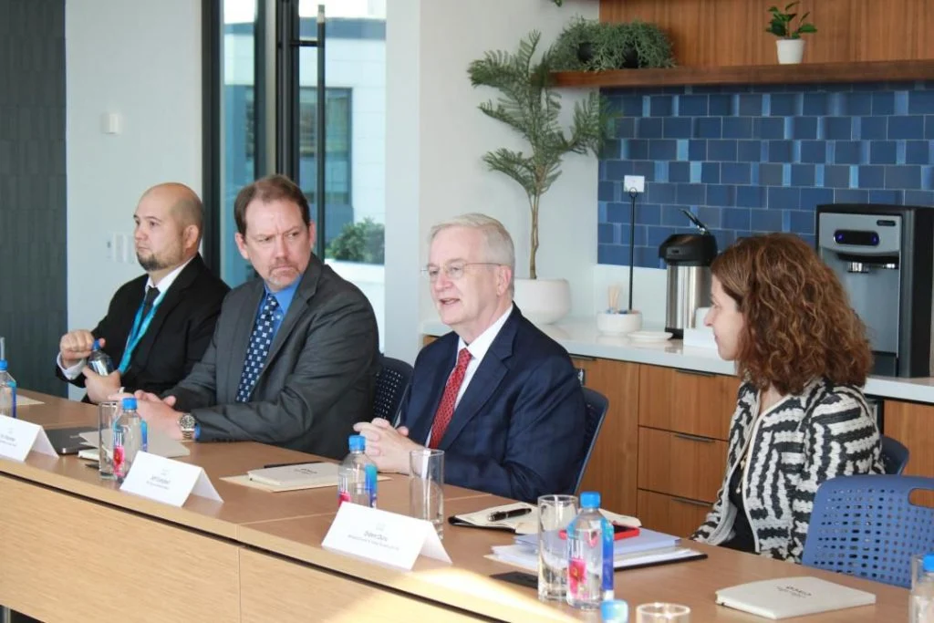 Жасанды интеллект және цифрлық даму министрлігі мен Cisco компаниясы өзара түсіністік туралы меморандумға қол қойды