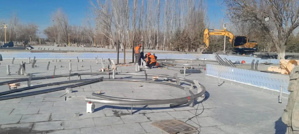 Саябақта қызу жұмыс жүруде