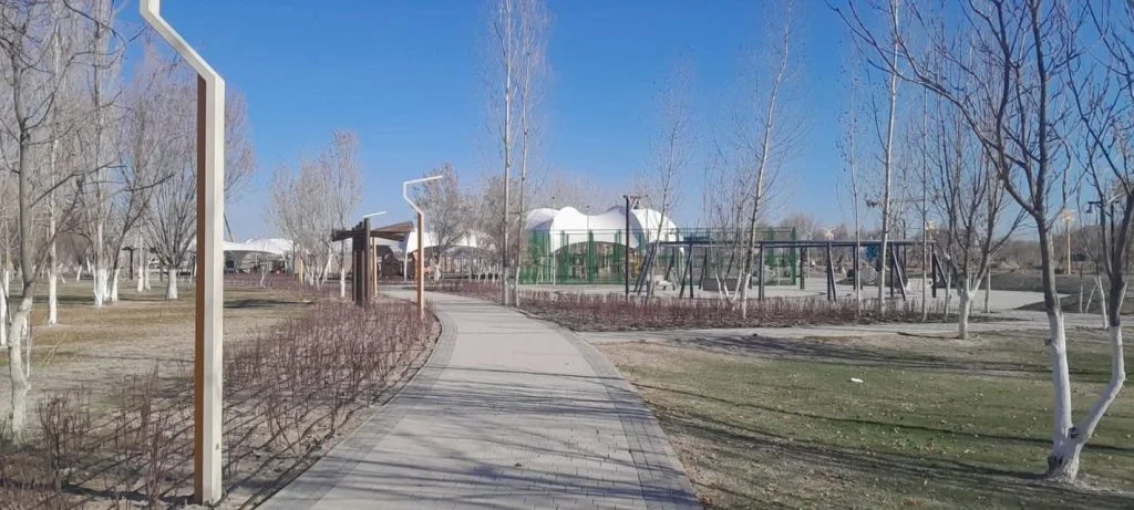 Саябақта қызу жұмыс жүруде