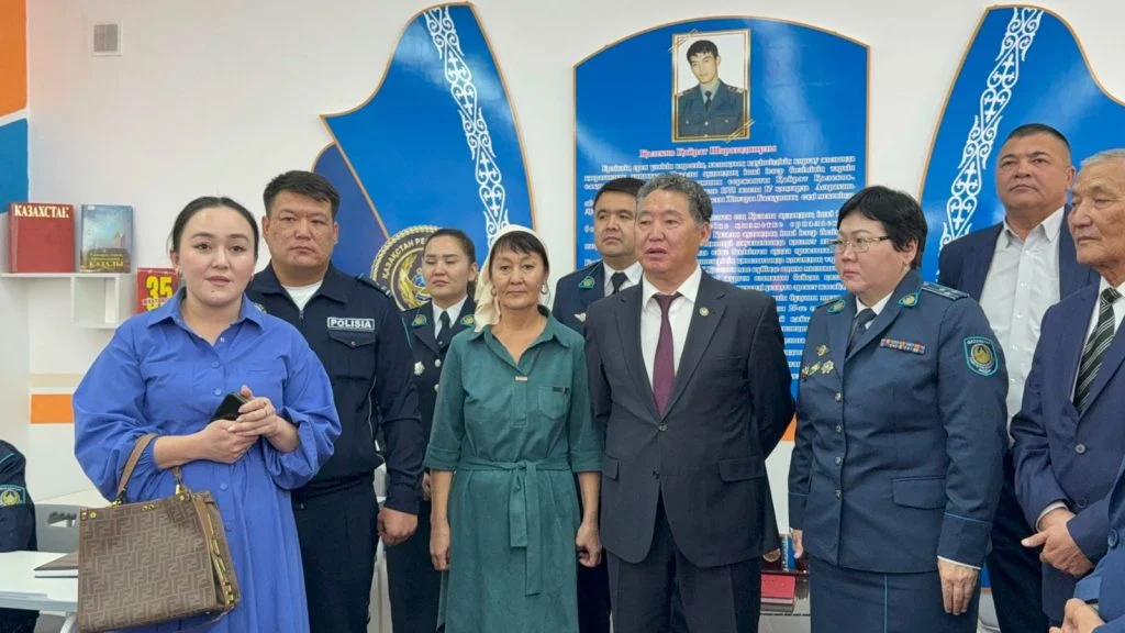 Қызылорда облысында қызмет бабында қаза болған полицейдің құрметіне «Жас сақшы» полиция сыныбы ашылды