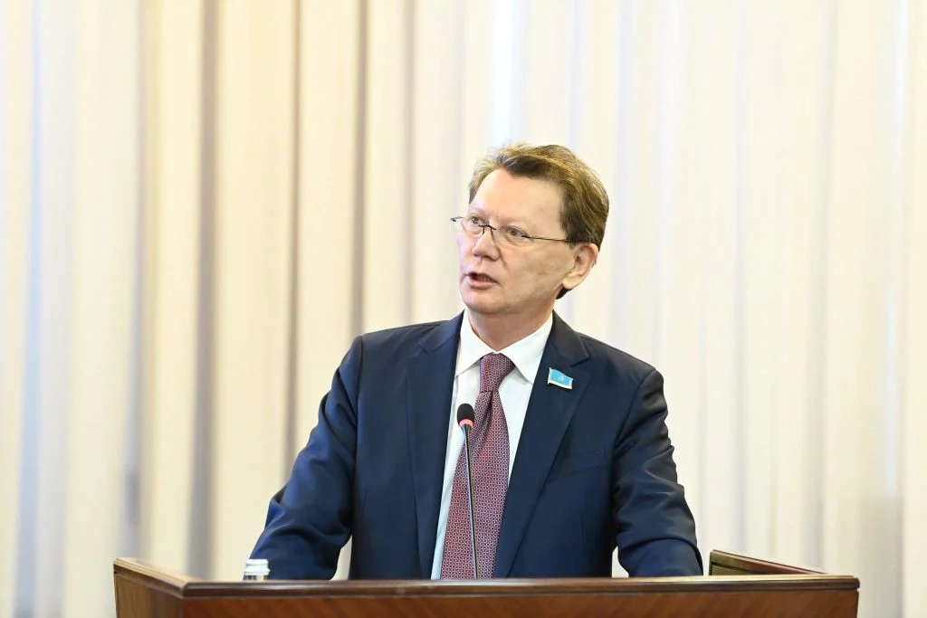 Аймақ басшысы мемлекет және қоғам қайраткері Мұхтар Құл-Мұхаммедпен кездесті