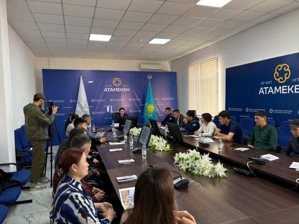 «Сотталғандардың еңбегін ұйымдастыру, кәсіпкерлерді тарту – өзара тиімді әріптестіктің жаңа бағыты» тақырыбында дөңгелек үстел өтті