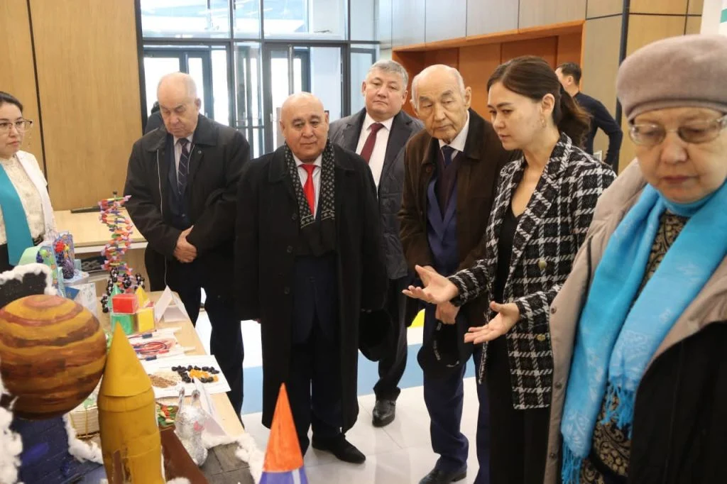 Қызылордада Социалистік Еңбек Ері Еркін Әуелбековтің есімі ұлықталуда