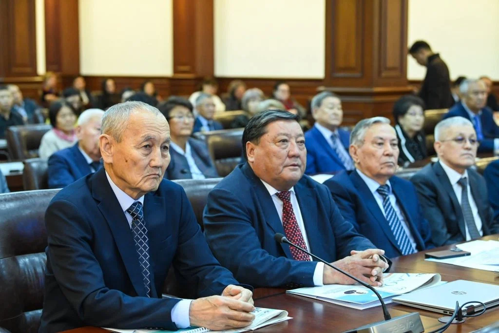 «Еркін Әуелбеков: заманның заңғар тұлғасы» атты республикалық ғылыми-танымдық конференция өтті