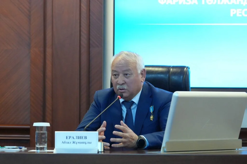 Аймақ басшысы парапауэрлифтингтен әлем чемпиондарымен кездесті