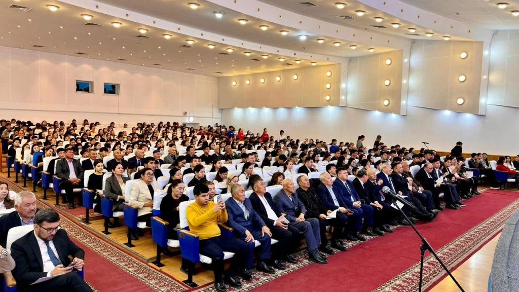 Ұлт қайраткеріне арналған халықаралық конференция өтіп жатыр