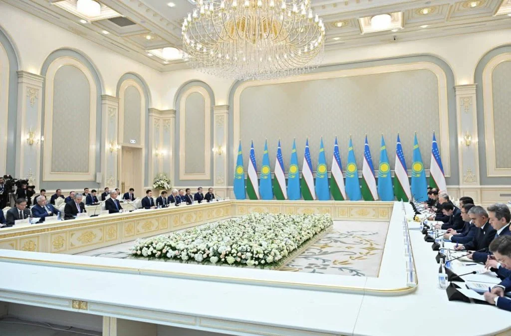 Қазақстан мен Өзбекстан президенттері Жоғары мемлекетаралық кеңестің екінші отырысына қатысты