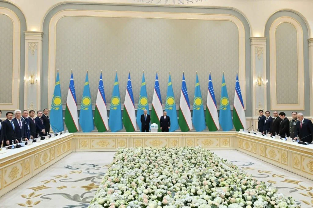 Қазақстан мен Өзбекстан президенттері Жоғары мемлекетаралық кеңестің екінші отырысына қатысты