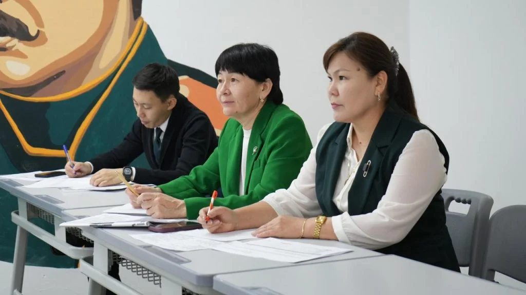 NIS мұғалімдері Байқоңыр мен Қазалы мектептеріне әдістемелік қолдау көрсетті