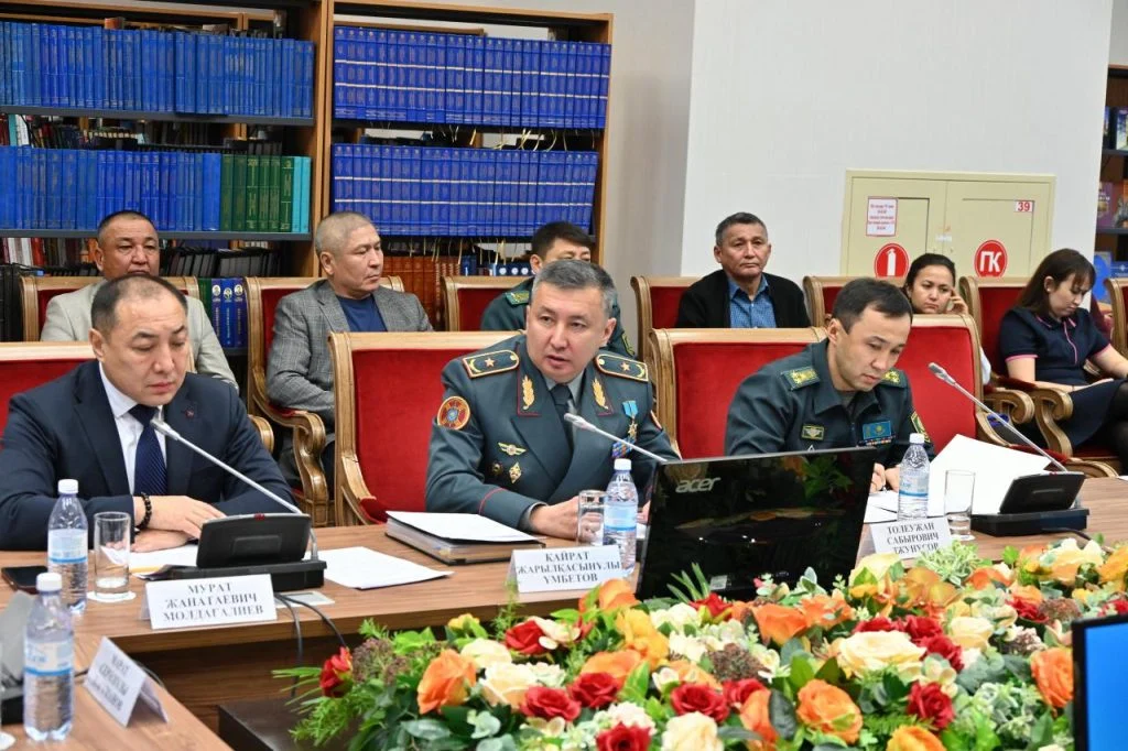 Жастарға патриоттық тәрбие беру мәселесі талқыланды