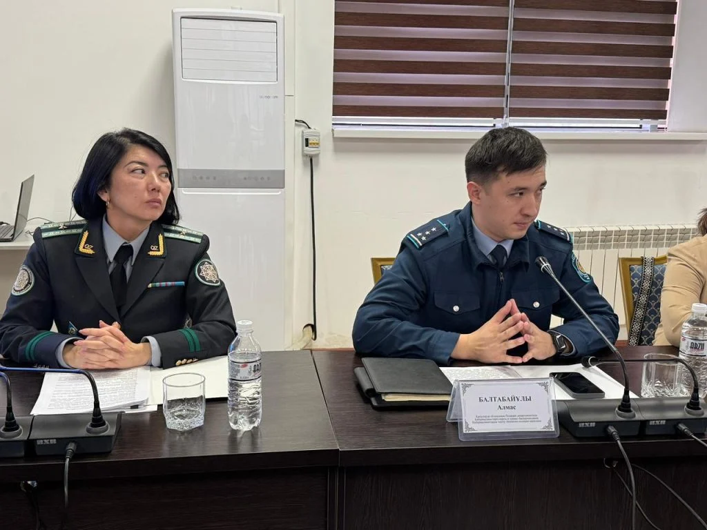 «Интернет алаяқтық: қазіргі таңдағы қауіпті қылмыс» тақырыбында дөңгелек үстел өтті