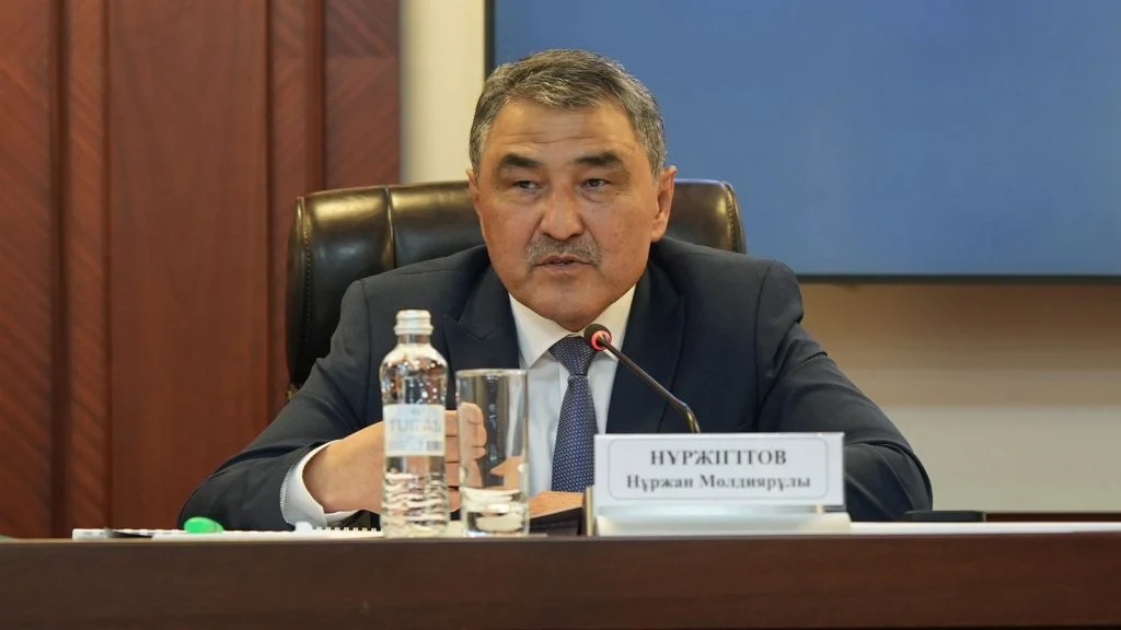 Қызылорда облысында фермерлермен өткен кездесуде Қанат Бозымбаев келесі жылдың вегетациялық кезеңінің тәуекелдерін талқылады