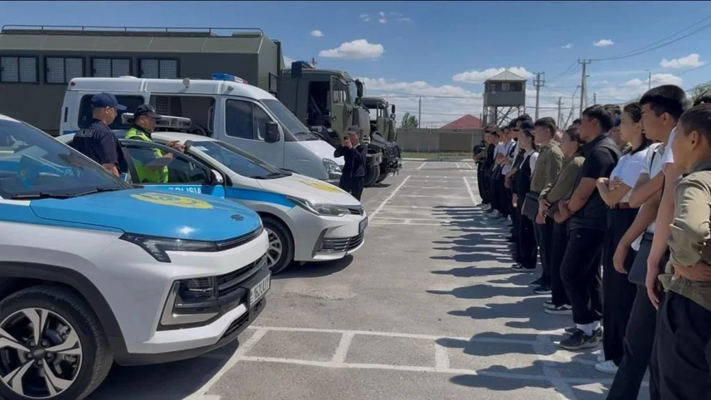 Әскери саланың бір күні