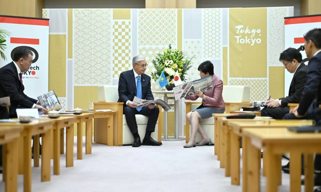 Қасым-Жомарт Тоқаев Rakuten Group компаниясының басшысы Хироши Микитаниді қабылдады