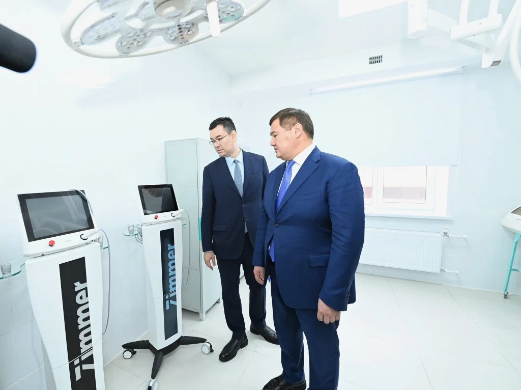 Аймақ басшысы орталық аурухана жанындағы қосымша ғимаратты көрді