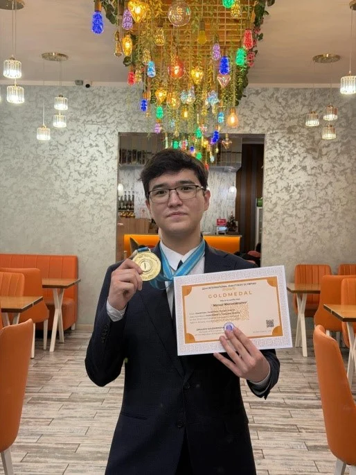 Білімді мыңды жығады