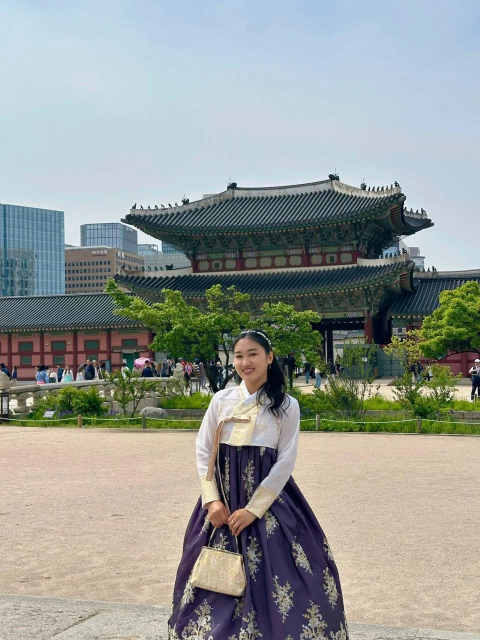 Жеті жұрттың тілін біл