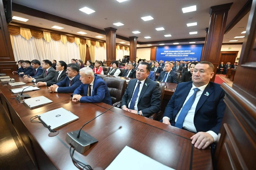 Өңірлерді дамытудың жаңа кезеңі басталды: Сенат Төрағасы Мемлекет басшысының орталықсыздандыру бағдары туралы айтты