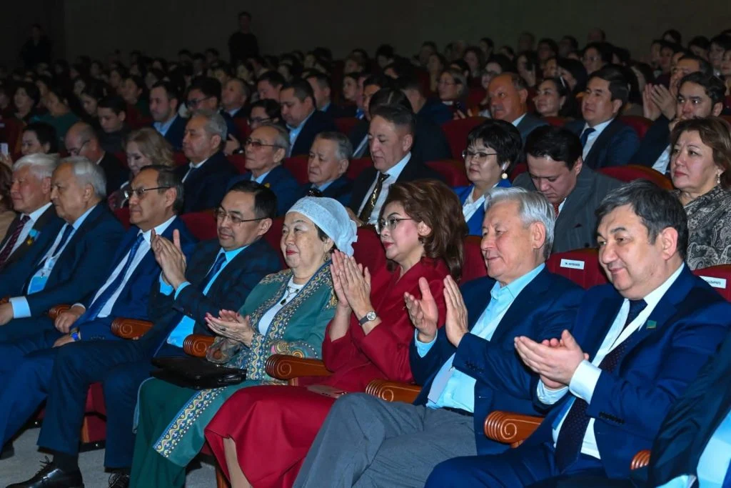 «Айналдым сенен, Атамекен» гала-концерті өтті