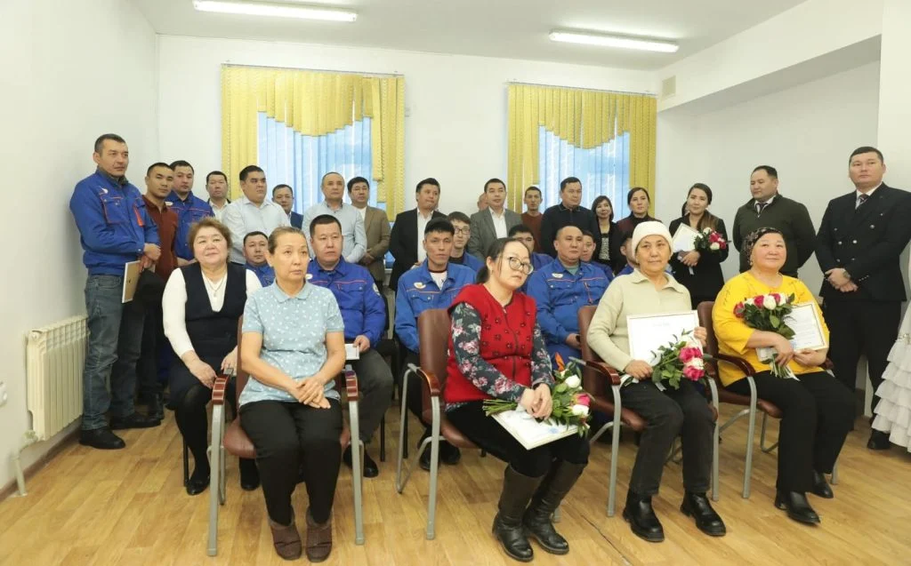 Коммуналдық мекемелер қызметкерлері марапатталды