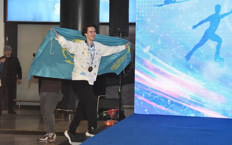 Милан-Кортина Олимпиадасының чемпионы Михаил Шайдоров елге оралды