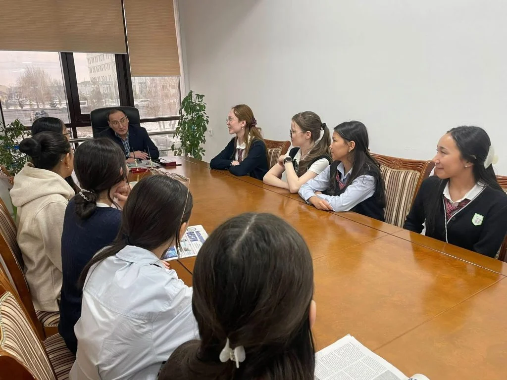 Ұлттық басылым күні: Қызылордалық зияткерлер өңірдегі баспа ісінің қалыптасу тарихымен танысты