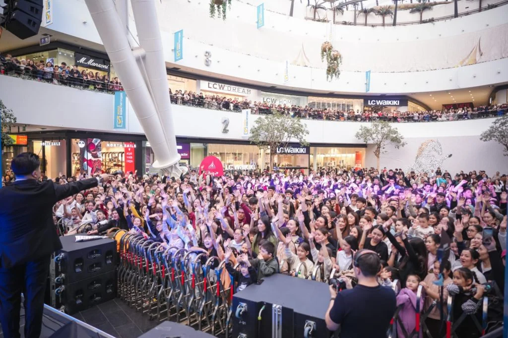 Астанада референдумды қолдауға бағытталған жастар концертіне 10 мыңнан астам адам қатысты