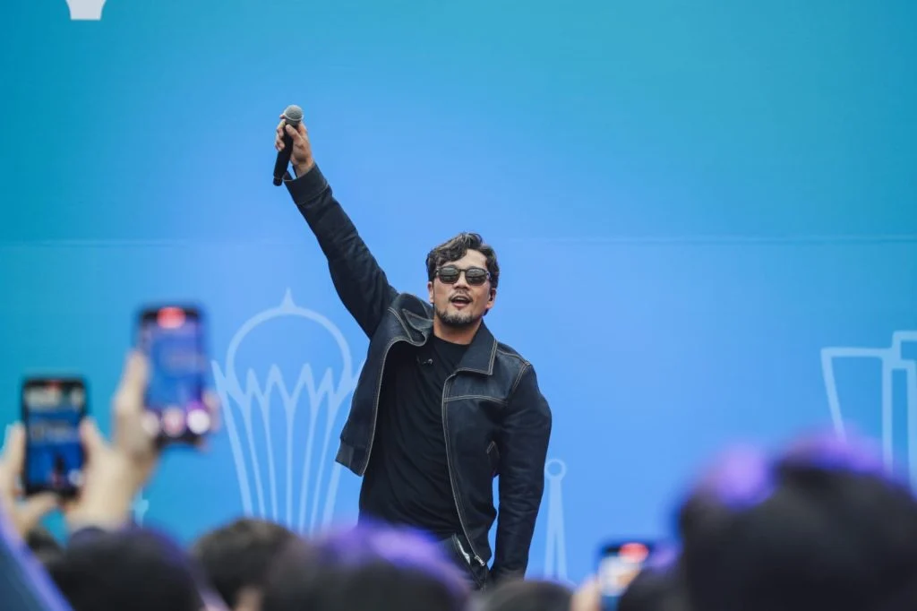 Астанада референдумды қолдауға бағытталған жастар концертіне 10 мыңнан астам адам қатысты