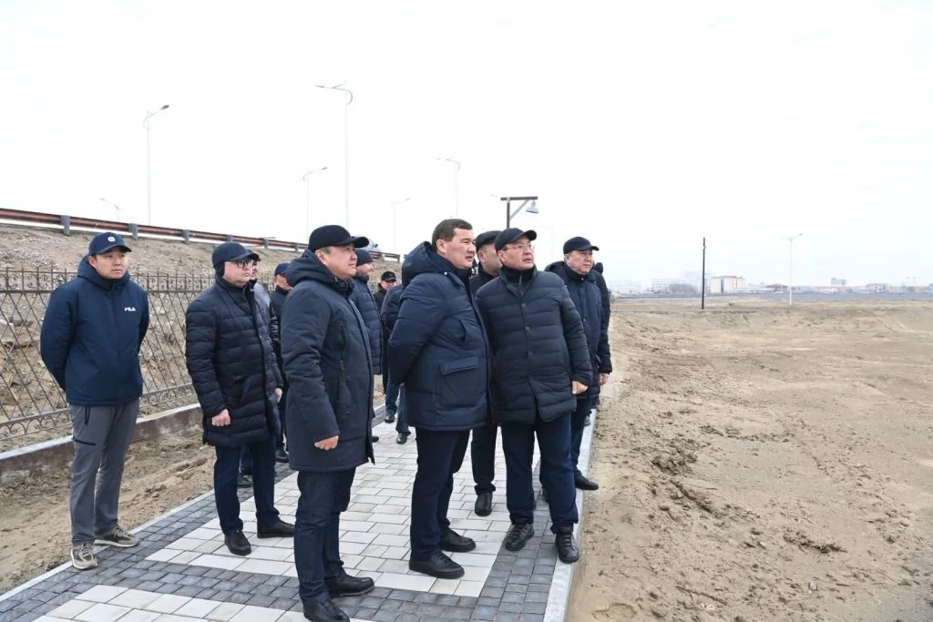 Құрылыс алаңдарындағы және қайта жаңғырту жұмыстарының барысын көрді