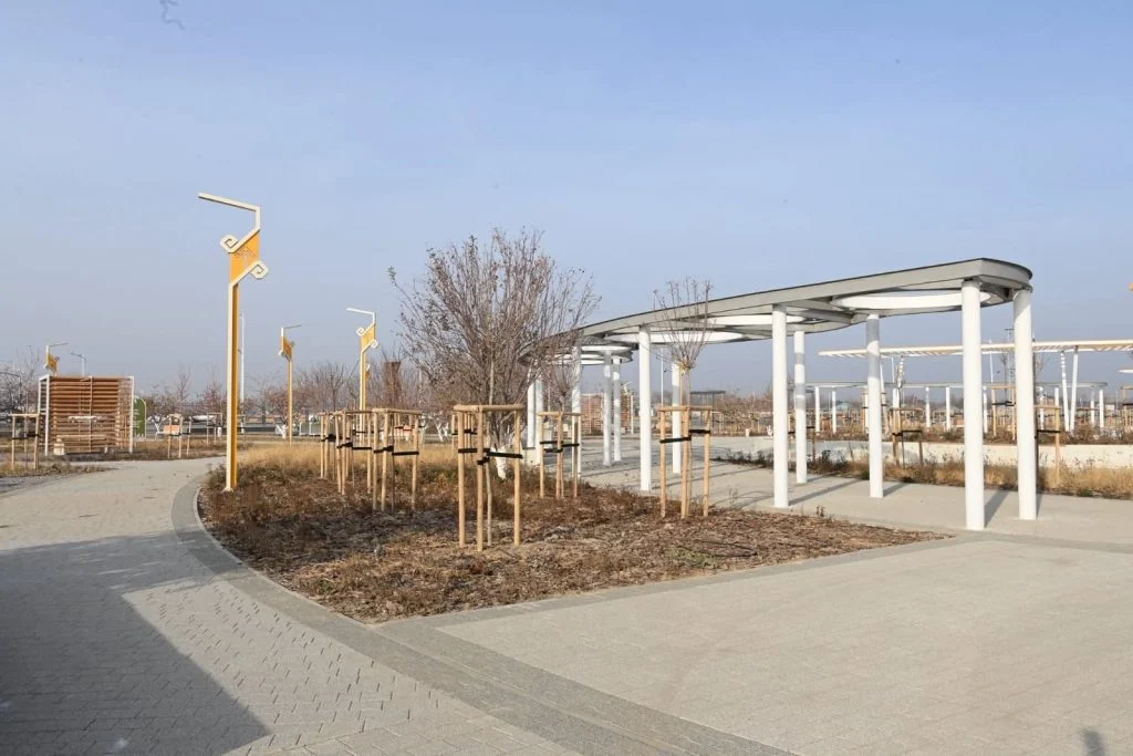 Құрылыс алаңдарындағы және қайта жаңғырту жұмыстарының барысын көрді