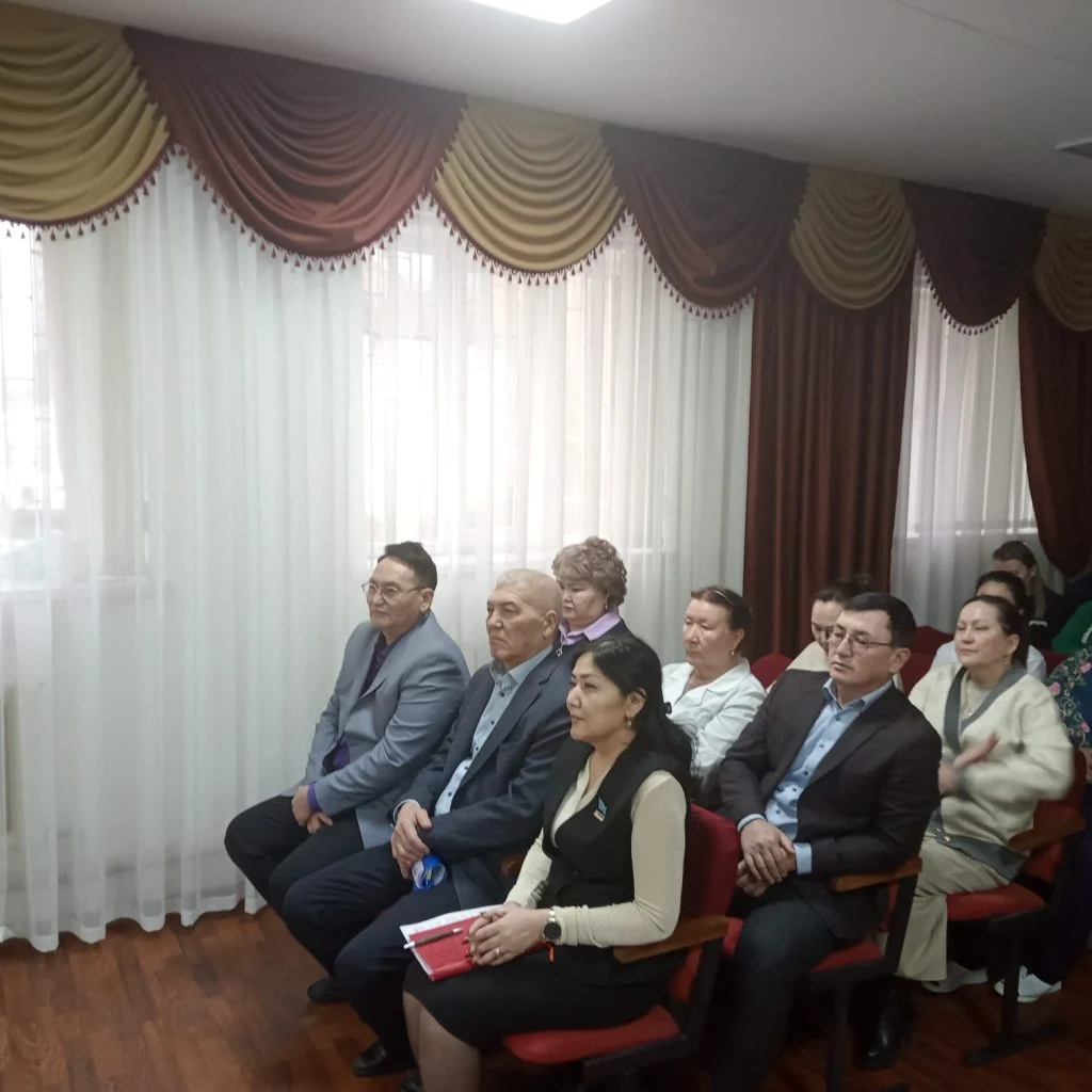 Жаңа Конституцияның мазмұны кәсіби ортада сараланды