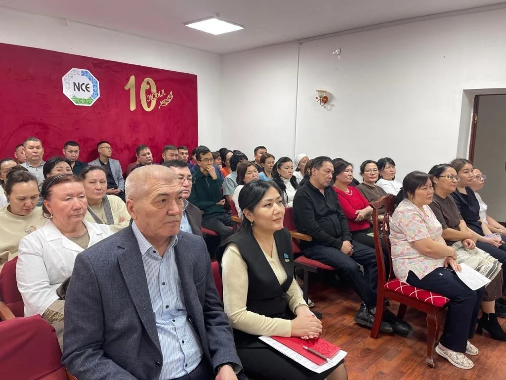 Жаңа Конституцияның мазмұны кәсіби ортада сараланды