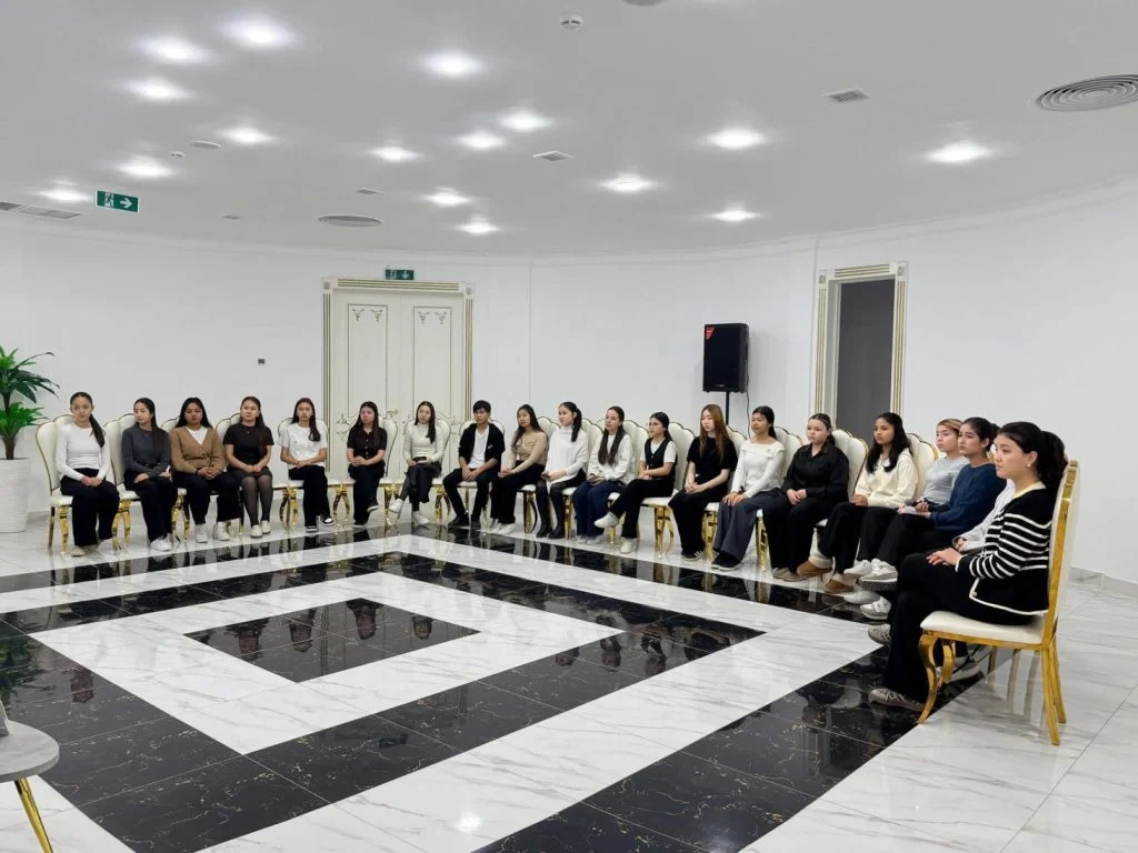 «Отбасы құндылықтары және Конституция» тақырыбында дөңгелек үстел өтті