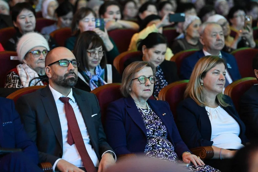 Сыр елінде Кеңес Дүйсекеевтің 80 жылдығына арналған еске алу кеші өтті