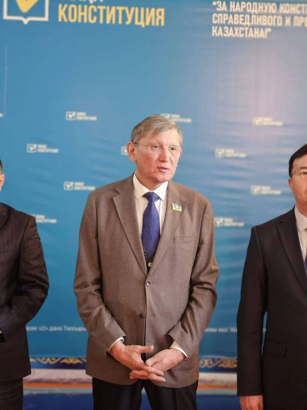 Алмалы тұрғындарын Ата Заң жобасын қолдауға шақырды