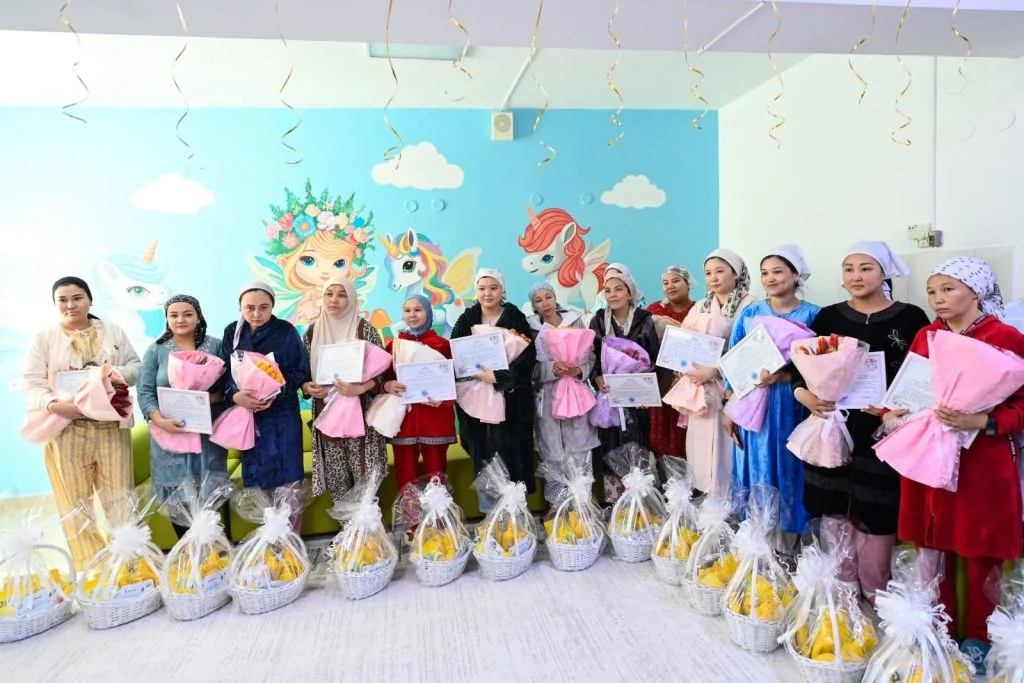 Аймақ басшысы перинаталдық орталықта аналармен кездесті