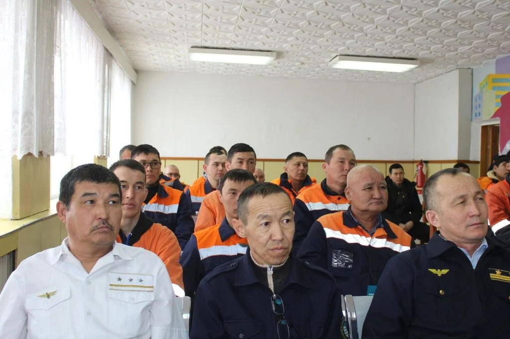 Еңбек ұжымымен жаңа Конституция жобасы талқыланды