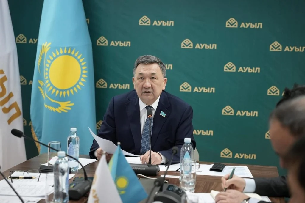 «Байтақ» партиясы референдумнан кейінгі алғашқы Саяси кеңес отырысын өткізді