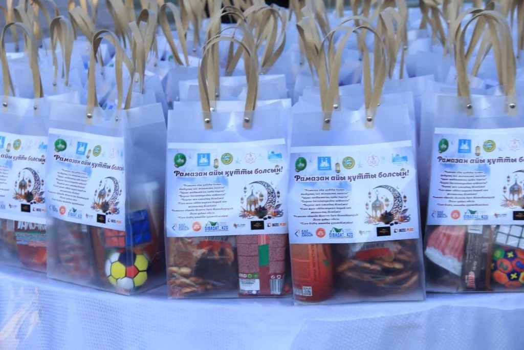 Балаларға «Айт тәттісі» таратылды