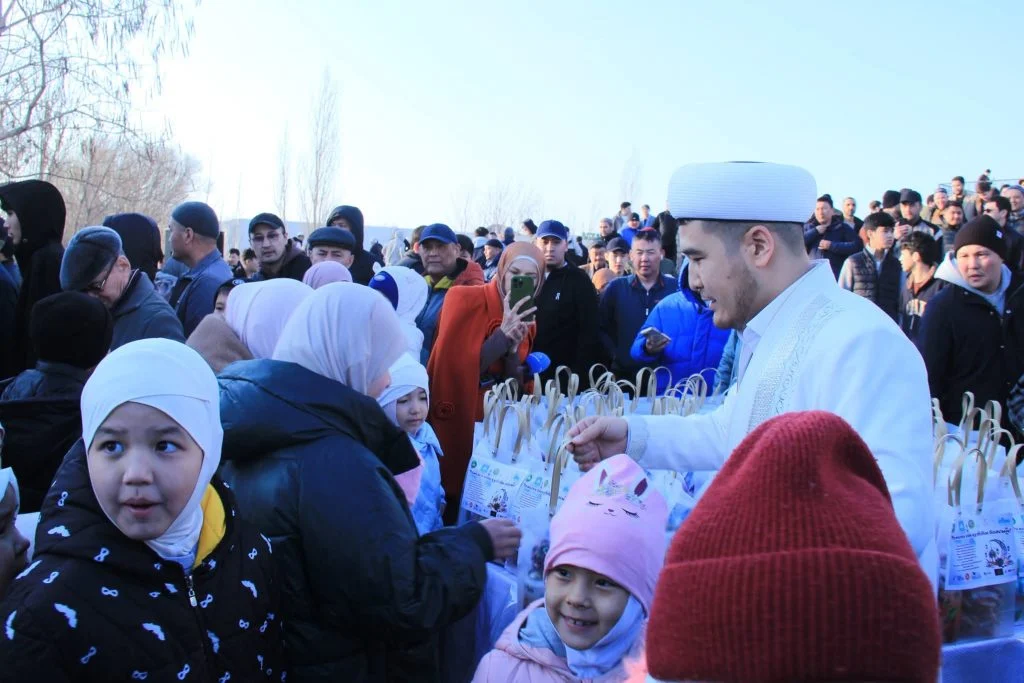 Балаларға «Айт тәттісі» таратылды